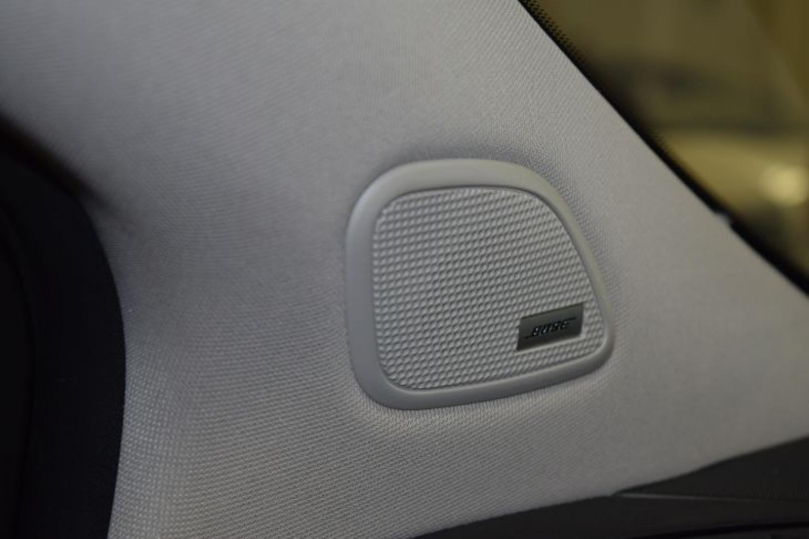 2018 Magnetic Black Metallic /Graphite Nissan Murano SL (5N1AZ2MG5JN) with an 3.5L 6 Cylinders engine, Automatic transmission, located at 11056 N 23rd Dr #101, Phoenix, AZ, 85029, (623) 434-4252, 33.587704, -112.109962 - Photo#25