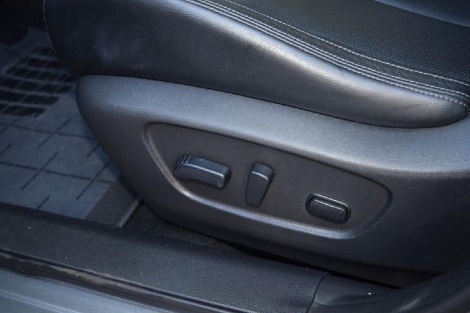 2017 Gun Metallic /Charcoal Nissan Rogue Sport SL (JN1BJ1CP5HW) with an 2.0L L4 DOHC 16V engine, CVT transmission, located at 11056 N 23rd Dr #101, Phoenix, AZ, 85029, (623) 434-4252, 33.587704, -112.109962 - Photo#23