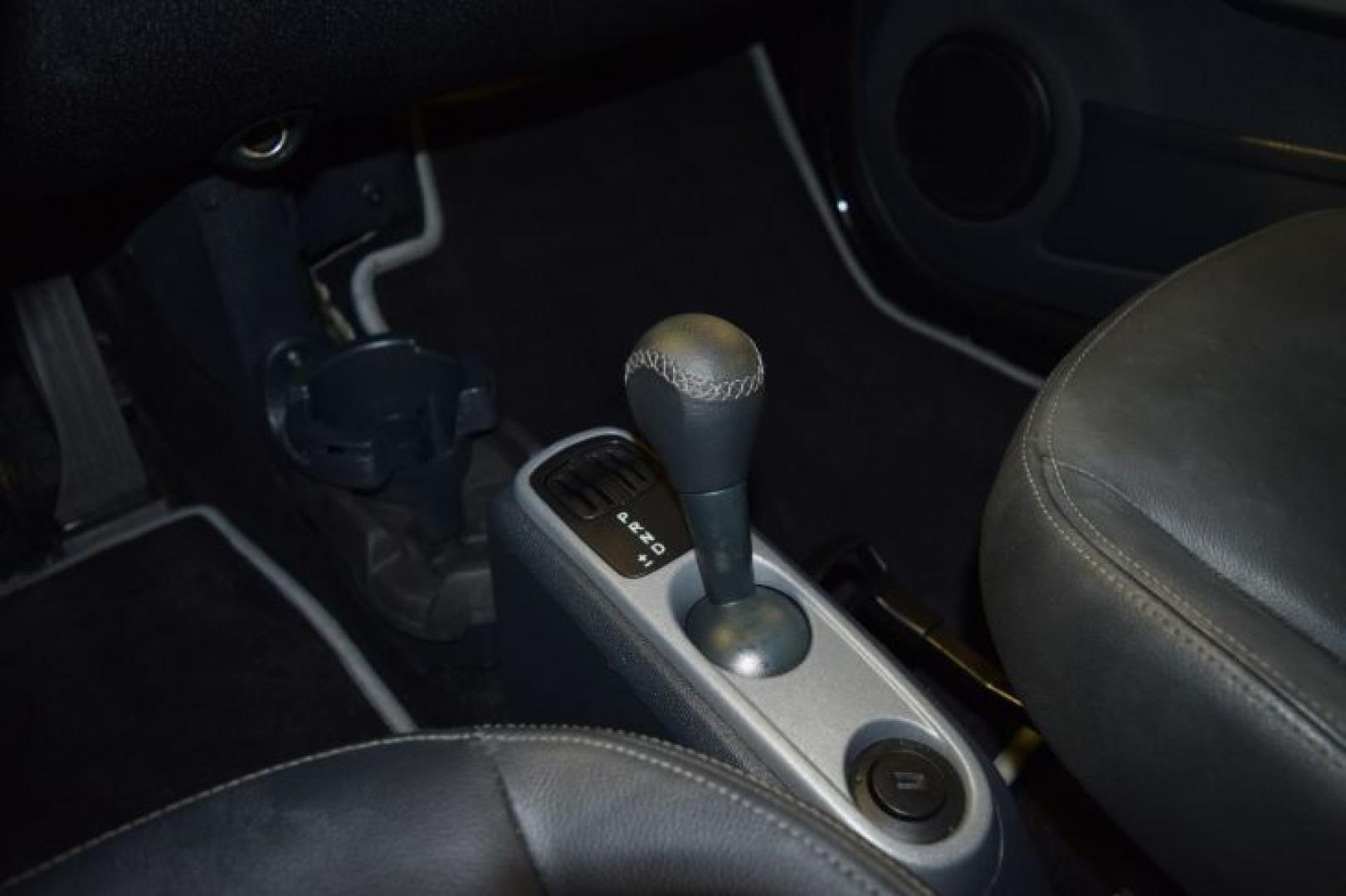 2008 /Black smart Fortwo Passion (WMEEJ31X88K) with an 1.0L L3 DOHC 12V engine, 5-Speed Manual Overdrive transmission, located at 11056 N 23rd Dr #101, Phoenix, AZ, 85029, (623) 434-4252, 33.587704, -112.109962 - Photo#15