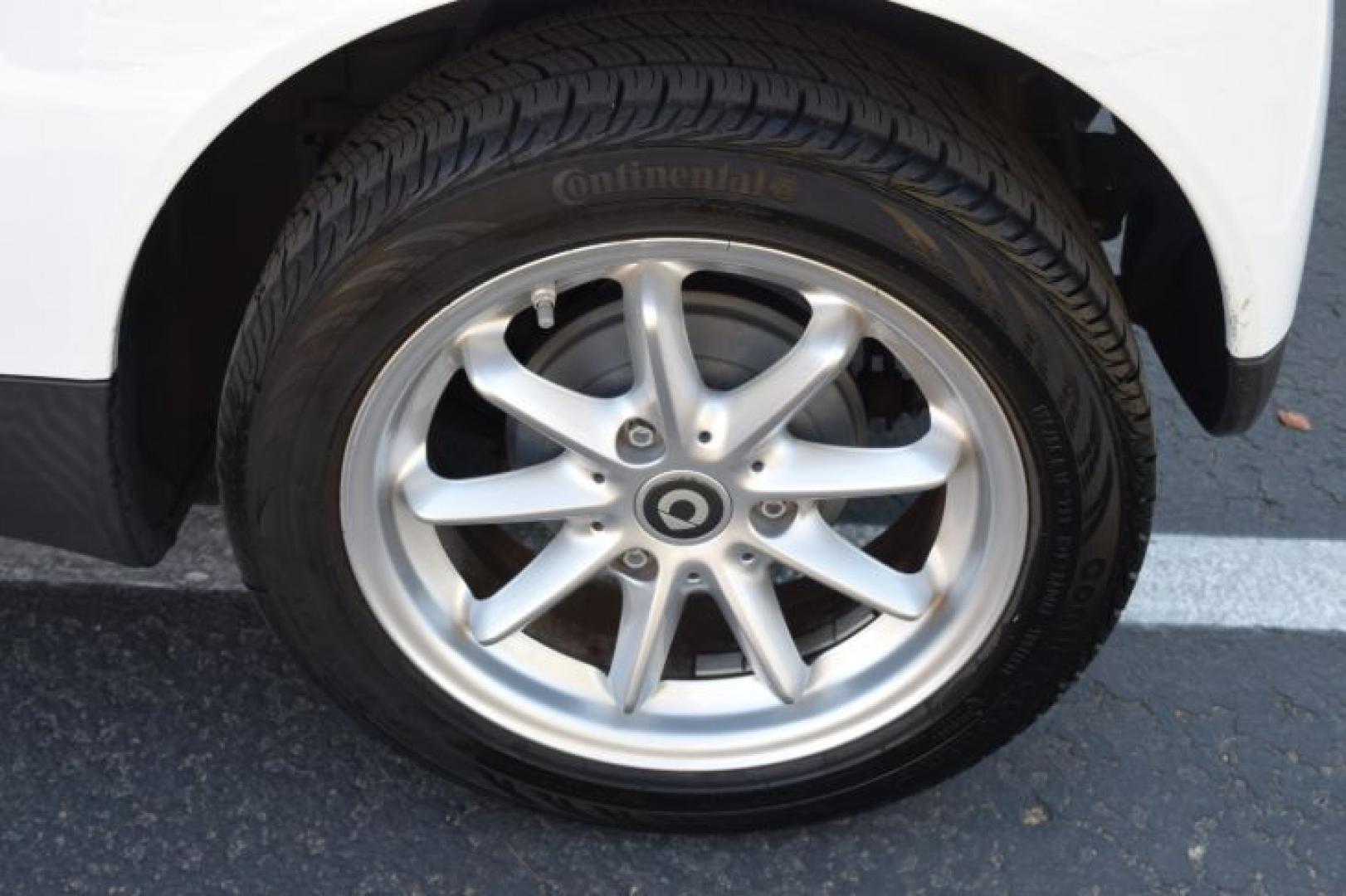 2008 /Black smart Fortwo Passion (WMEEJ31X88K) with an 1.0L L3 DOHC 12V engine, 5-Speed Manual Overdrive transmission, located at 11056 N 23rd Dr #101, Phoenix, AZ, 85029, (623) 434-4252, 33.587704, -112.109962 - Photo#23