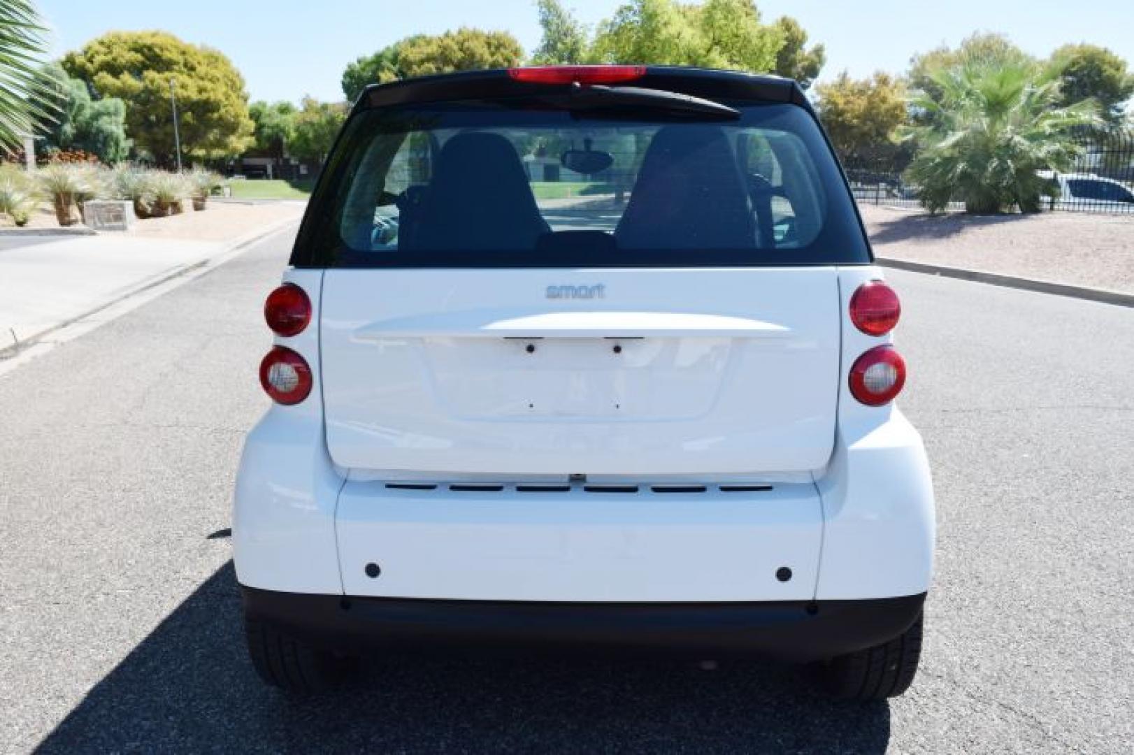 2008 /Black smart Fortwo Passion (WMEEJ31X88K) with an 1.0L L3 DOHC 12V engine, 5-Speed Manual Overdrive transmission, located at 11056 N 23rd Dr #101, Phoenix, AZ, 85029, (623) 434-4252, 33.587704, -112.109962 - Photo#7