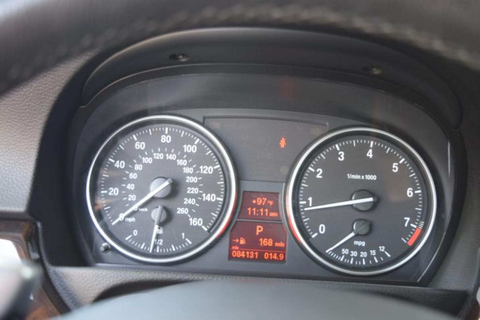 2008 Titanium Silver Metallic /Black BMW 3-Series 328xi (WBAVC73548K) with an 3.0L L6 DOHC 24V engine, Manual transmission, located at 11056 N 23rd Dr #101, Phoenix, AZ, 85029, (623) 434-4252, 33.587704, -112.109962 - Photo#15