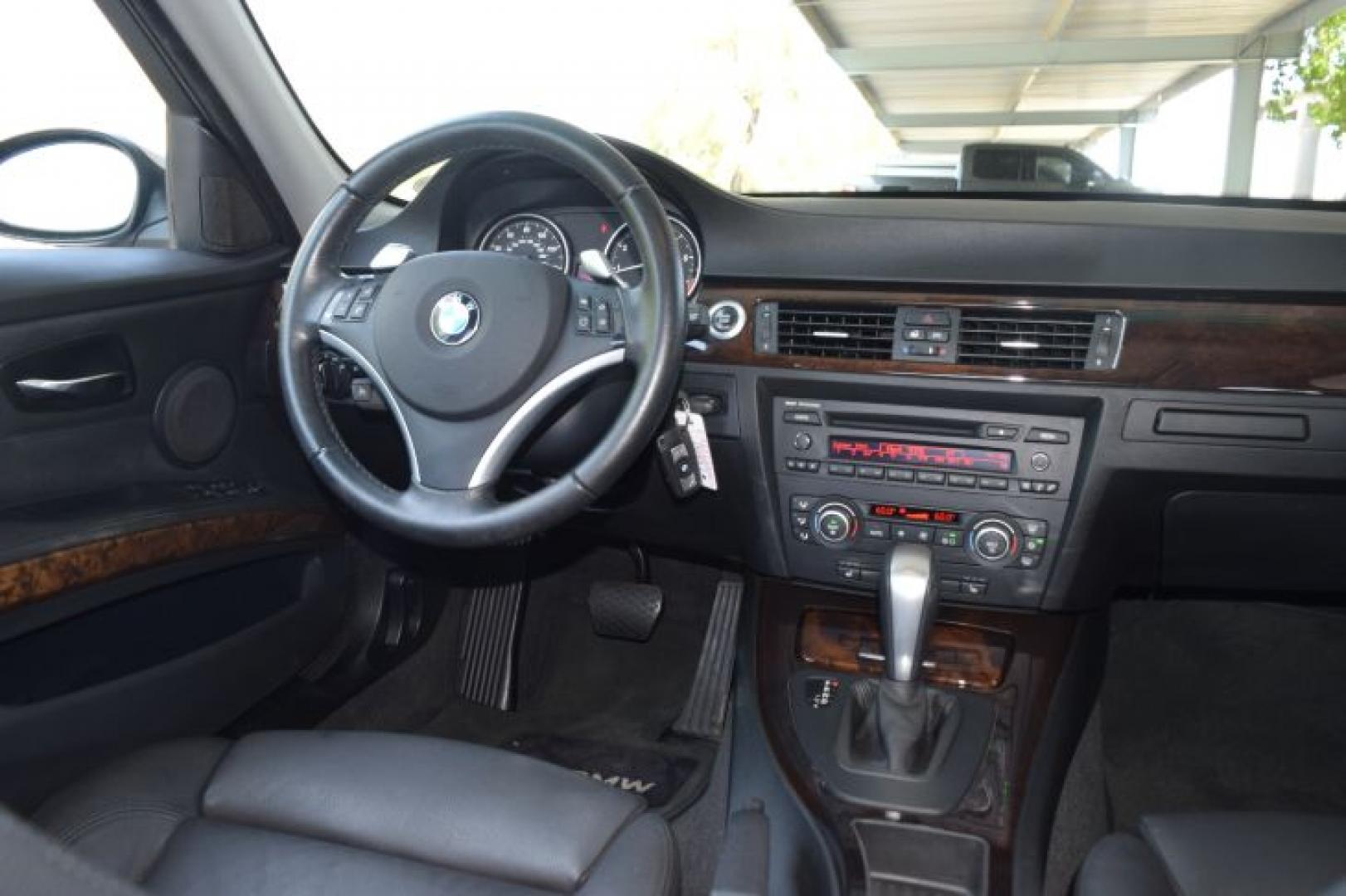 2008 Titanium Silver Metallic /Black BMW 3-Series 328xi (WBAVC73548K) with an 3.0L L6 DOHC 24V engine, Manual transmission, located at 11056 N 23rd Dr #101, Phoenix, AZ, 85029, (623) 434-4252, 33.587704, -112.109962 - Photo#16