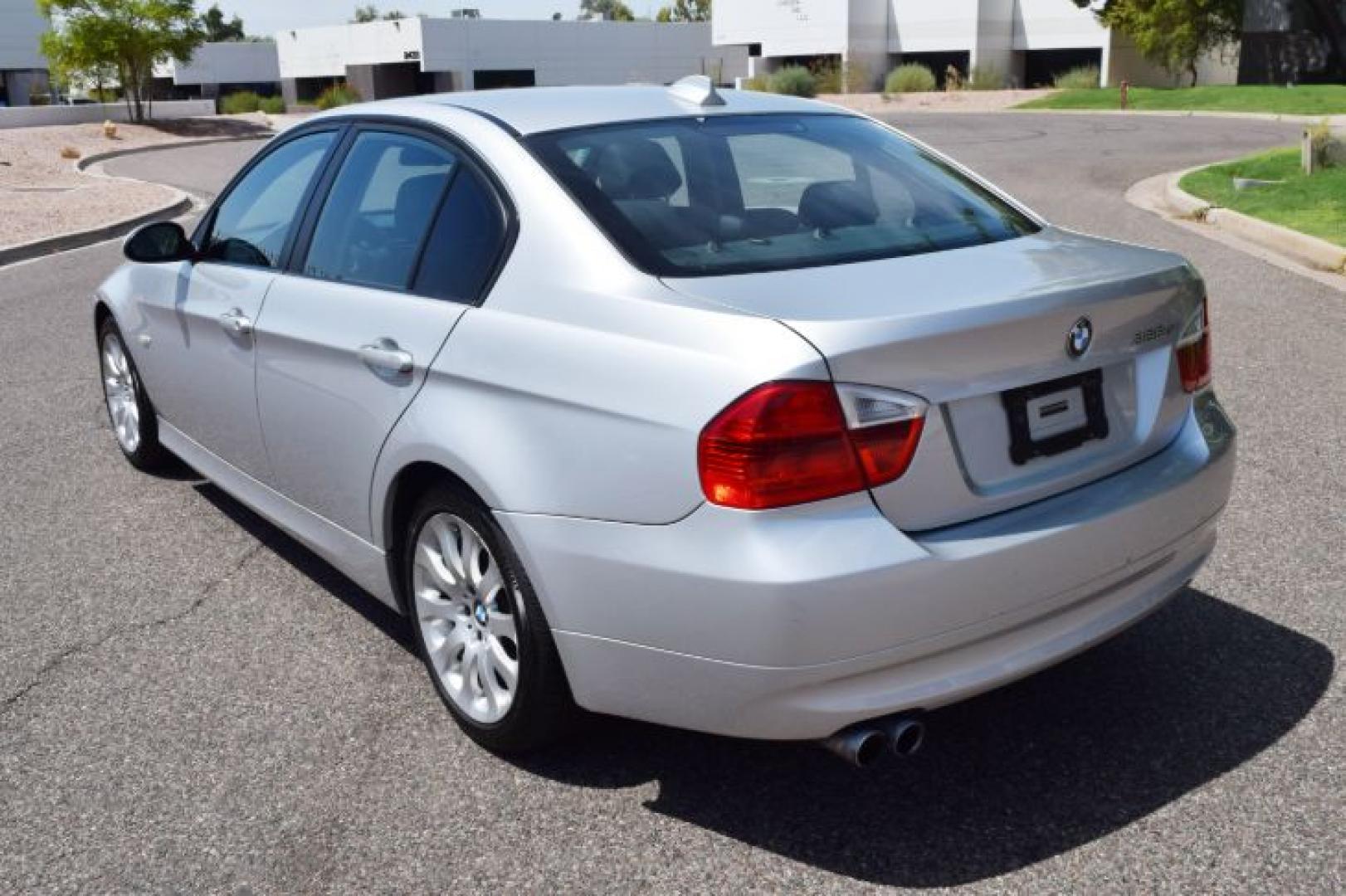 2008 Titanium Silver Metallic /Black BMW 3-Series 328xi (WBAVC73548K) with an 3.0L L6 DOHC 24V engine, Manual transmission, located at 11056 N 23rd Dr #101, Phoenix, AZ, 85029, (623) 434-4252, 33.587704, -112.109962 - Photo#6