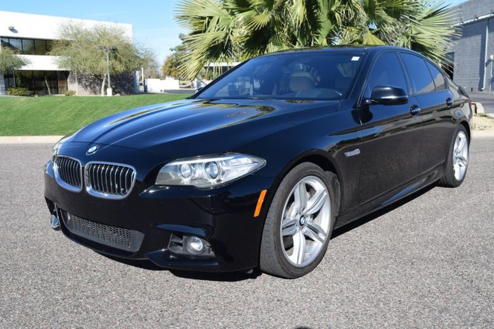 2014 Jet Black /Venetian Beige BMW 5-Series 535i (WBA5B1C52ED) with an 3.0L L6 DOHC 24V engine, Automatic transmission, located at 11056 N 23rd Dr #101, Phoenix, AZ, 85029, (623) 434-4252, 33.587704, -112.109962 - Photo#2