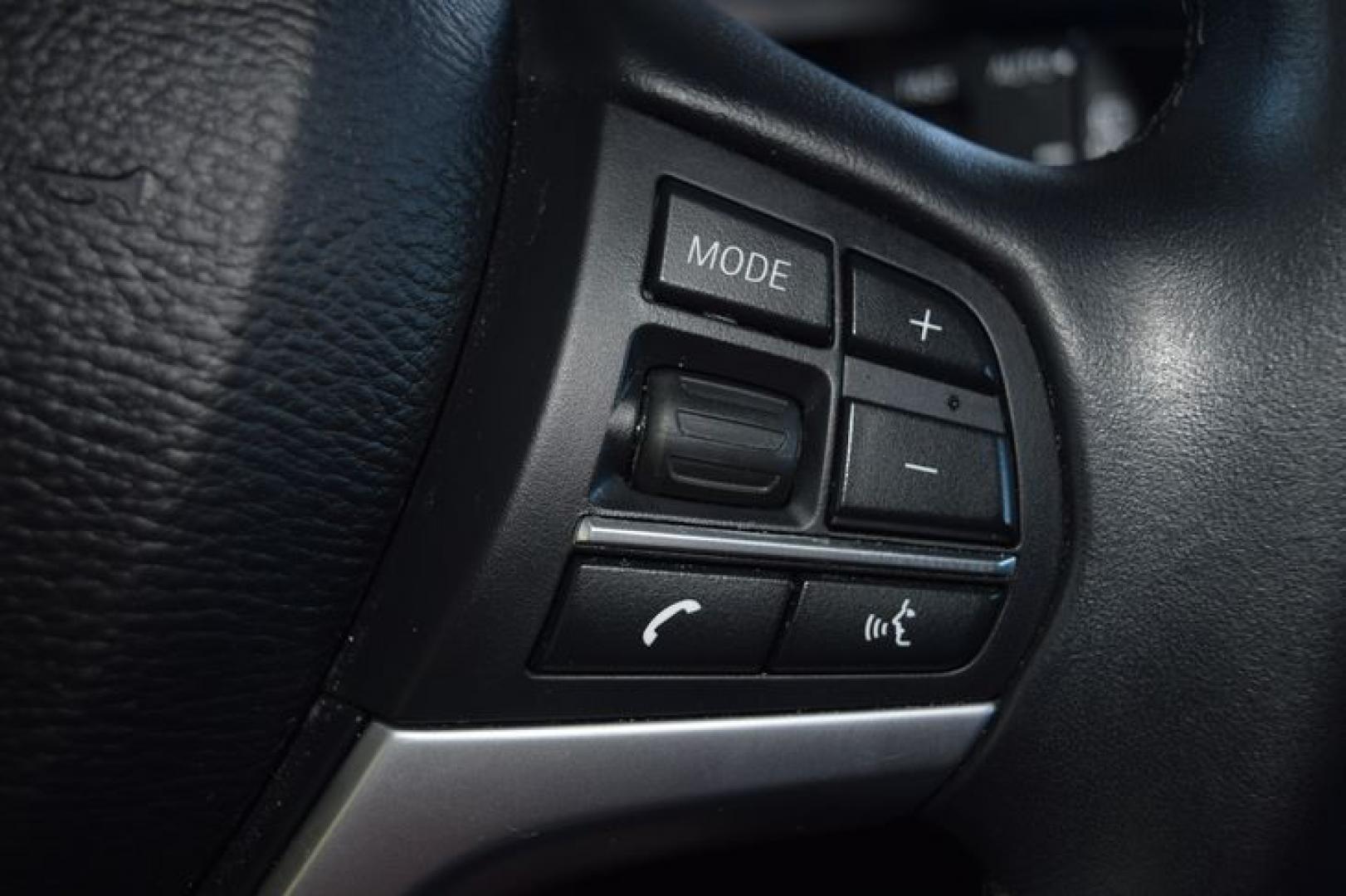 2015 Mineral Silver Metallic /Black BMW X5 sDrive35i (5UXKR2C58F0) with an 3.0L L6 DOHC 24V engine, 8-Speed Automatic transmission, located at 11056 N 23rd Dr #101, Phoenix, AZ, 85029, (623) 434-4252, 33.587704, -112.109962 - Photo#31