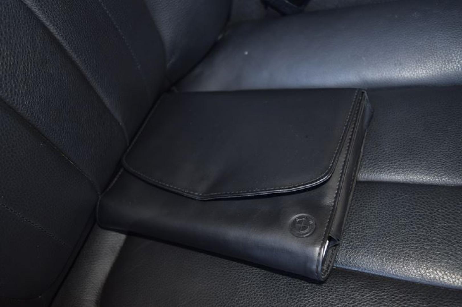 2015 Mineral Silver Metallic /Black BMW X5 sDrive35i (5UXKR2C58F0) with an 3.0L L6 DOHC 24V engine, 8-Speed Automatic transmission, located at 11056 N 23rd Dr #101, Phoenix, AZ, 85029, (623) 434-4252, 33.587704, -112.109962 - Photo#46