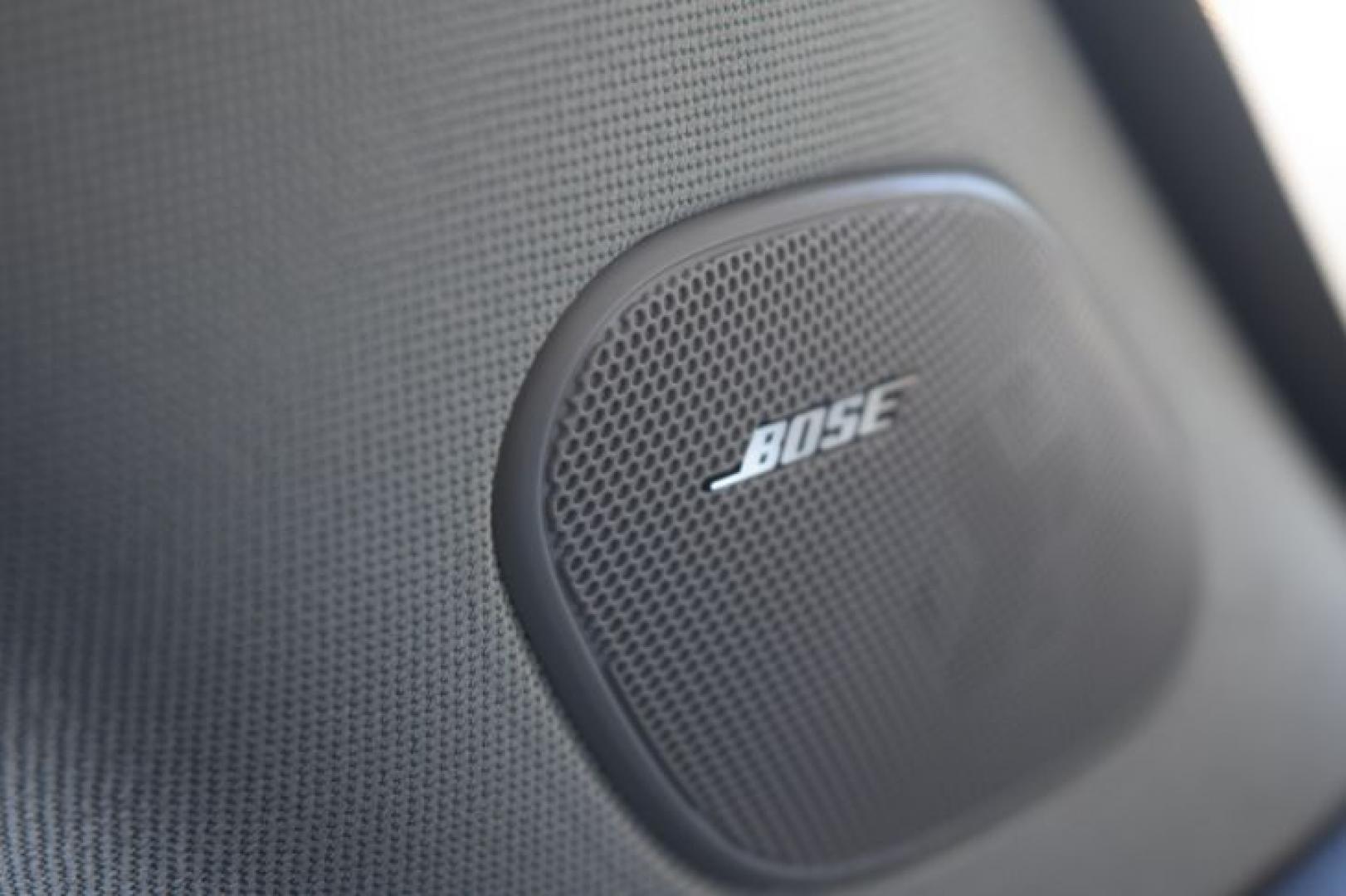 2016 Radiant Silver Metallic /Ebony with Ebony accents Cadillac SRX Luxury Collection AWD (3GYFNEE31GS) with an 3.6L V6 DOHC 24V FFV engine, Automatic transmission, located at 11056 N 23rd Dr #101, Phoenix, AZ, 85029, (623) 434-4252, 33.587704, -112.109962 - Photo#23