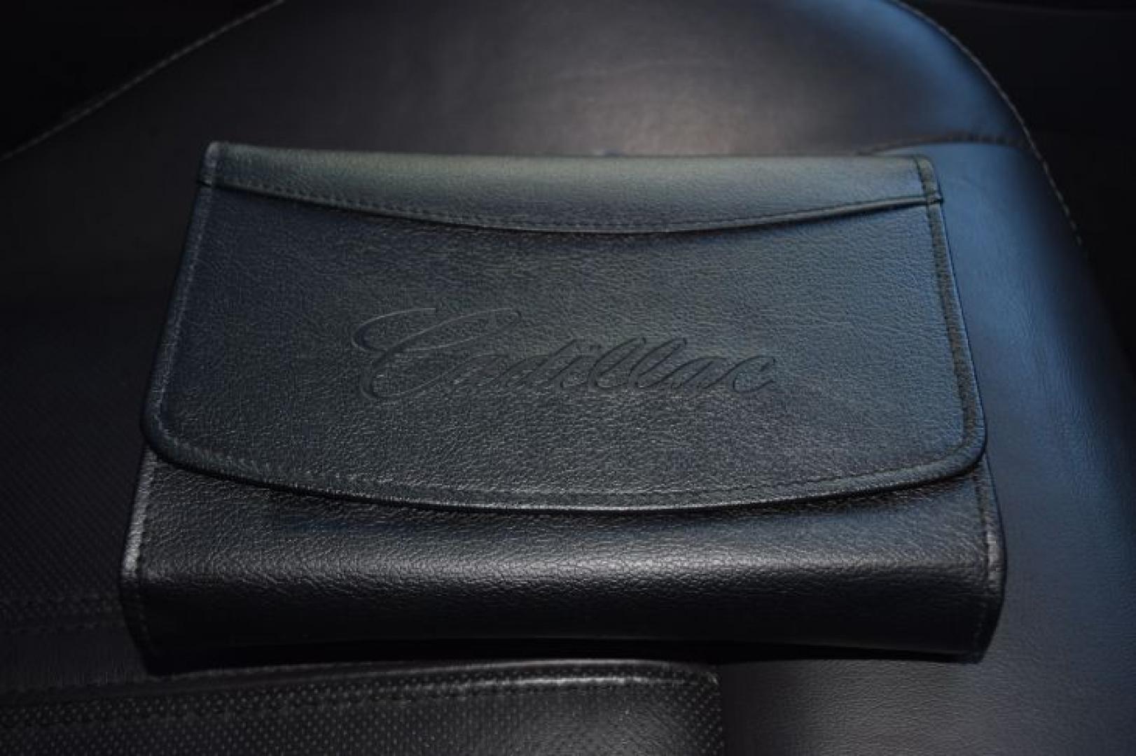 2016 Radiant Silver Metallic /Ebony with Ebony accents Cadillac SRX Luxury Collection AWD (3GYFNEE31GS) with an 3.6L V6 DOHC 24V FFV engine, Automatic transmission, located at 11056 N 23rd Dr #101, Phoenix, AZ, 85029, (623) 434-4252, 33.587704, -112.109962 - Photo#46