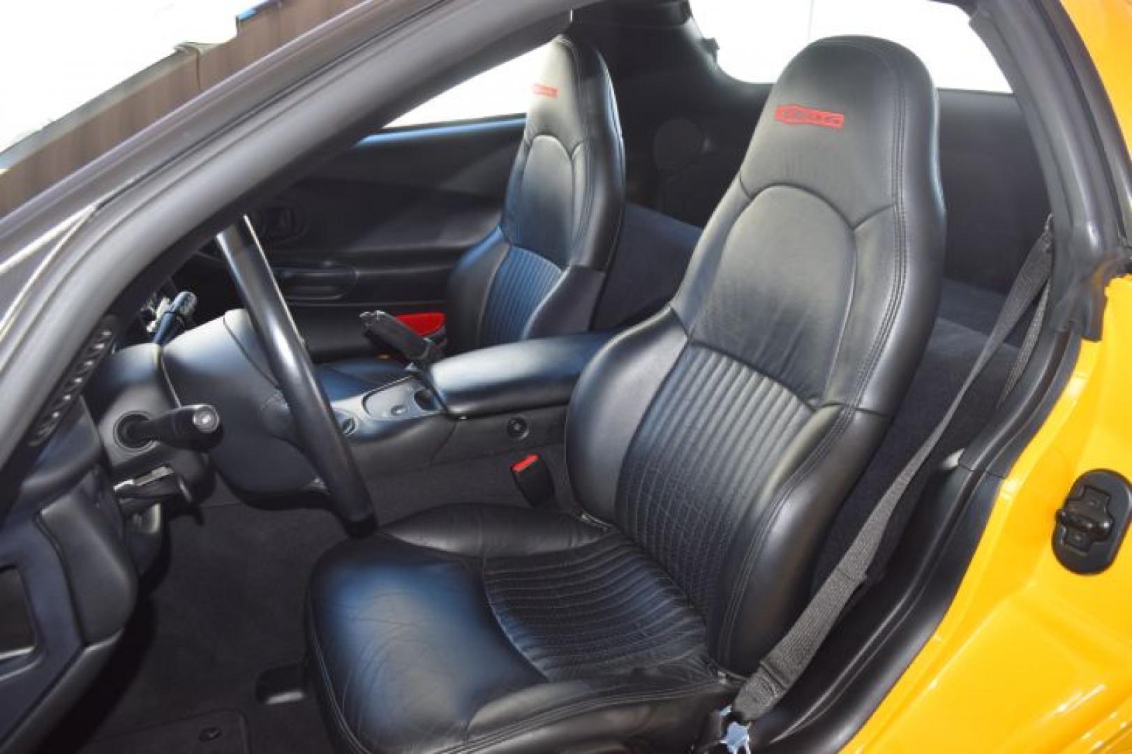 2002 Millenium Yellow /Black Chevrolet Corvette Z06 (1G1YY12S025) with an 5.7L V8 OHV 16V engine, 6-Speed Manual Overdrive transmission, located at 11056 N 23rd Dr #101, Phoenix, AZ, 85029, (623) 434-4252, 33.587704, -112.109962 - Photo#9