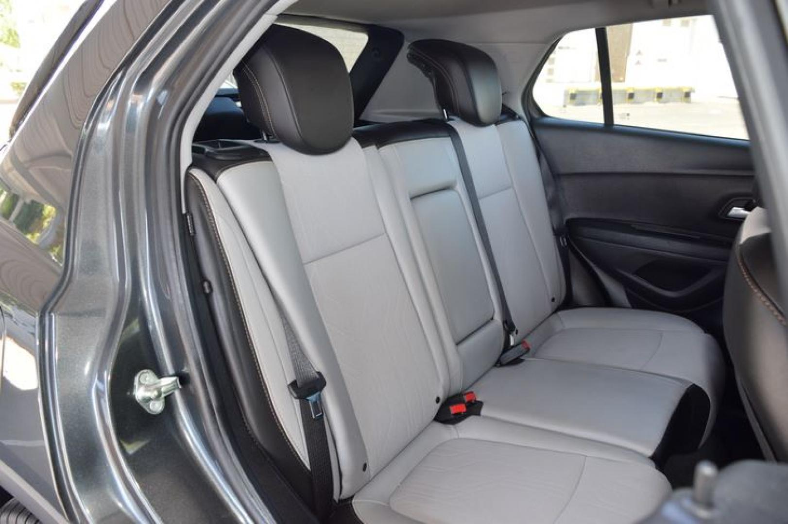 2018 Nightfall Gray Metallic /Jet Black Chevrolet Trax LT FWD (3GNCJLSBXJL) with an 1.4L L4 DOHC 16V engine, Automatic transmission, located at 11056 N 23rd Dr #101, Phoenix, AZ, 85029, (623) 434-4252, 33.587704, -112.109962 - Photo#12