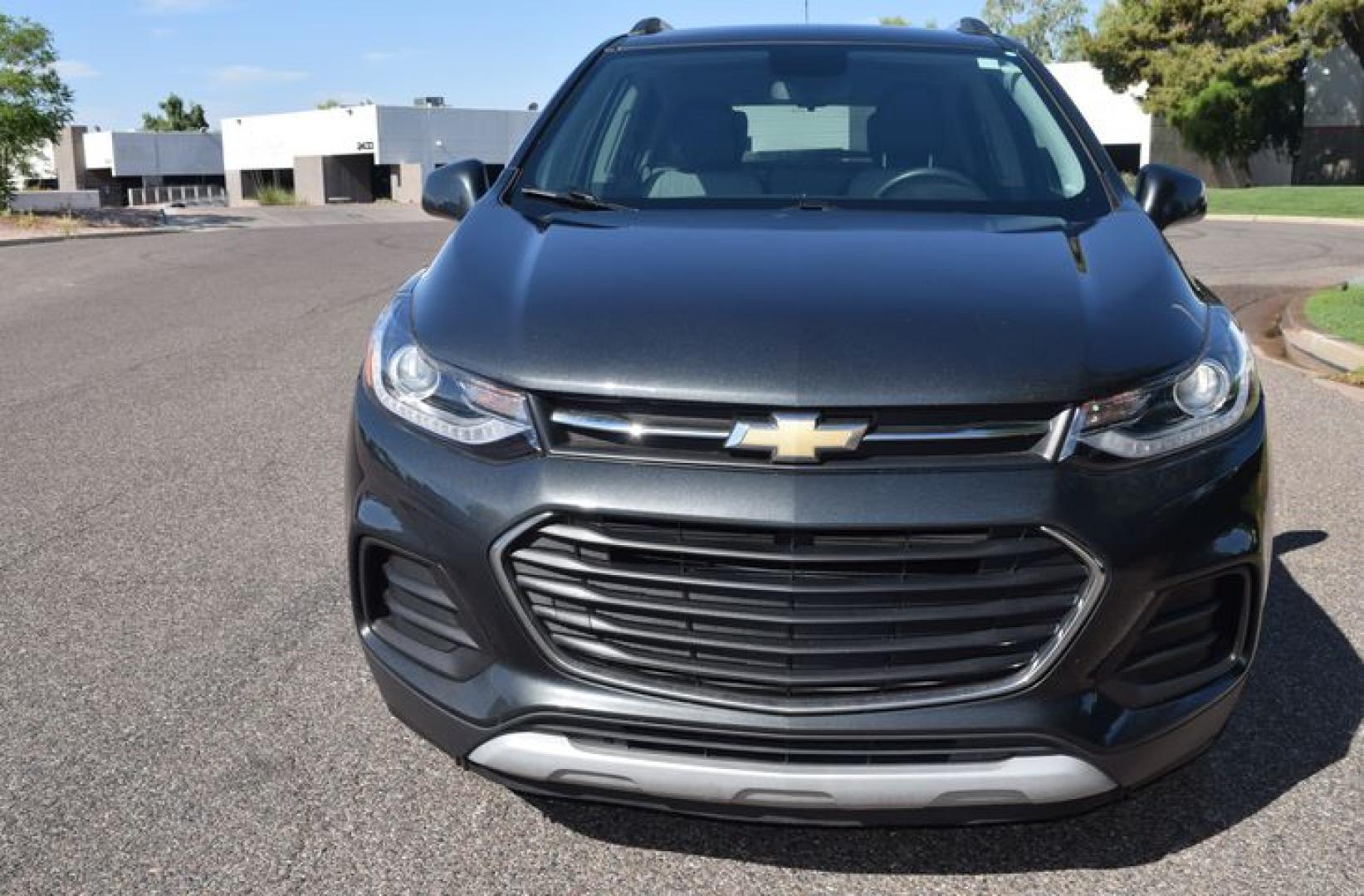 2018 Nightfall Gray Metallic /Jet Black Chevrolet Trax LT FWD (3GNCJLSBXJL) with an 1.4L L4 DOHC 16V engine, Automatic transmission, located at 11056 N 23rd Dr #101, Phoenix, AZ, 85029, (623) 434-4252, 33.587704, -112.109962 - Photo#2