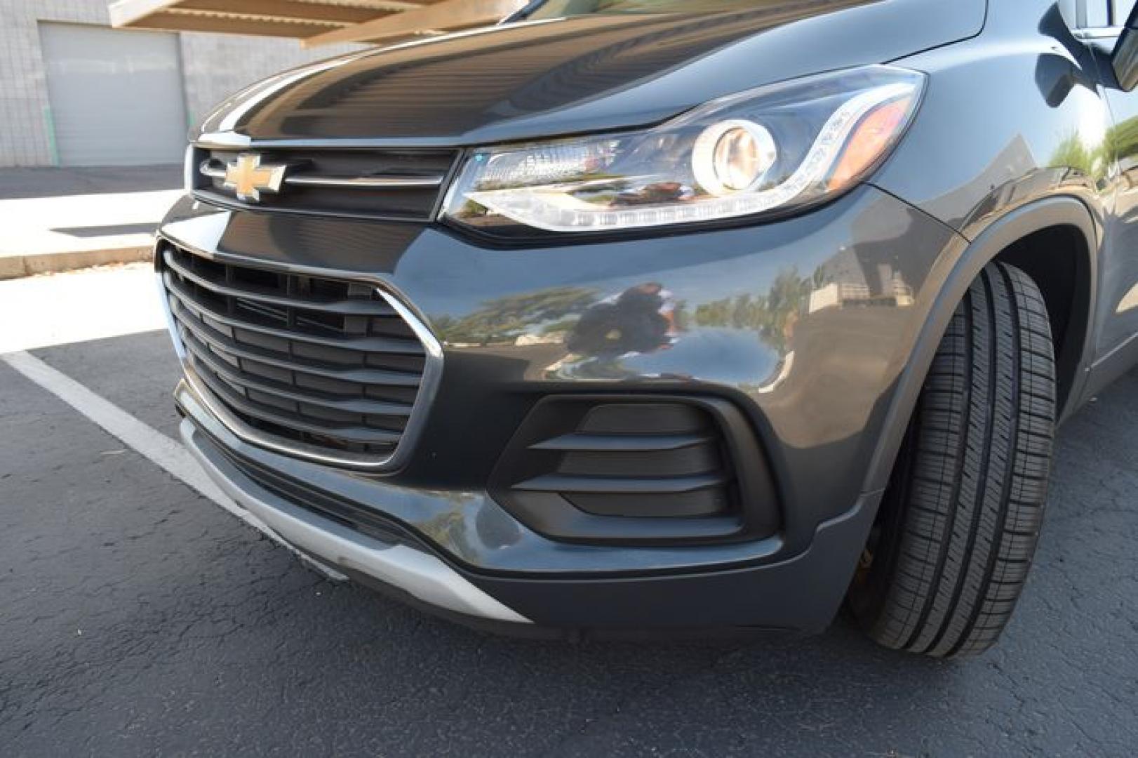 2018 Nightfall Gray Metallic /Jet Black Chevrolet Trax LT FWD (3GNCJLSBXJL) with an 1.4L L4 DOHC 16V engine, Automatic transmission, located at 11056 N 23rd Dr #101, Phoenix, AZ, 85029, (623) 434-4252, 33.587704, -112.109962 - Photo#29